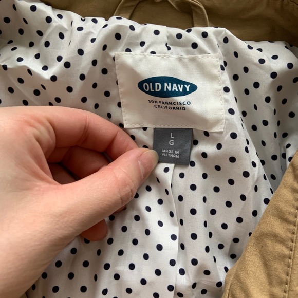 Old navy cream trench coat - Picture 6 of 10